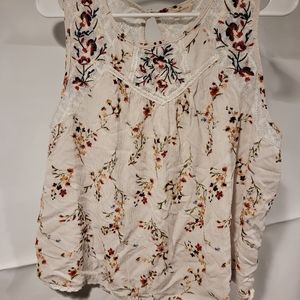 Plus Size Floral & Lace Tank from Stitch Fix